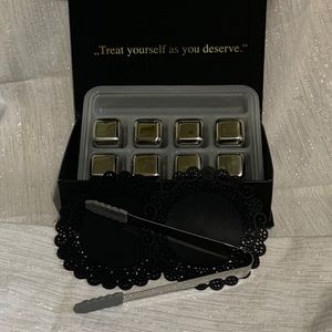 NIB Stainless steel whiskey cubes